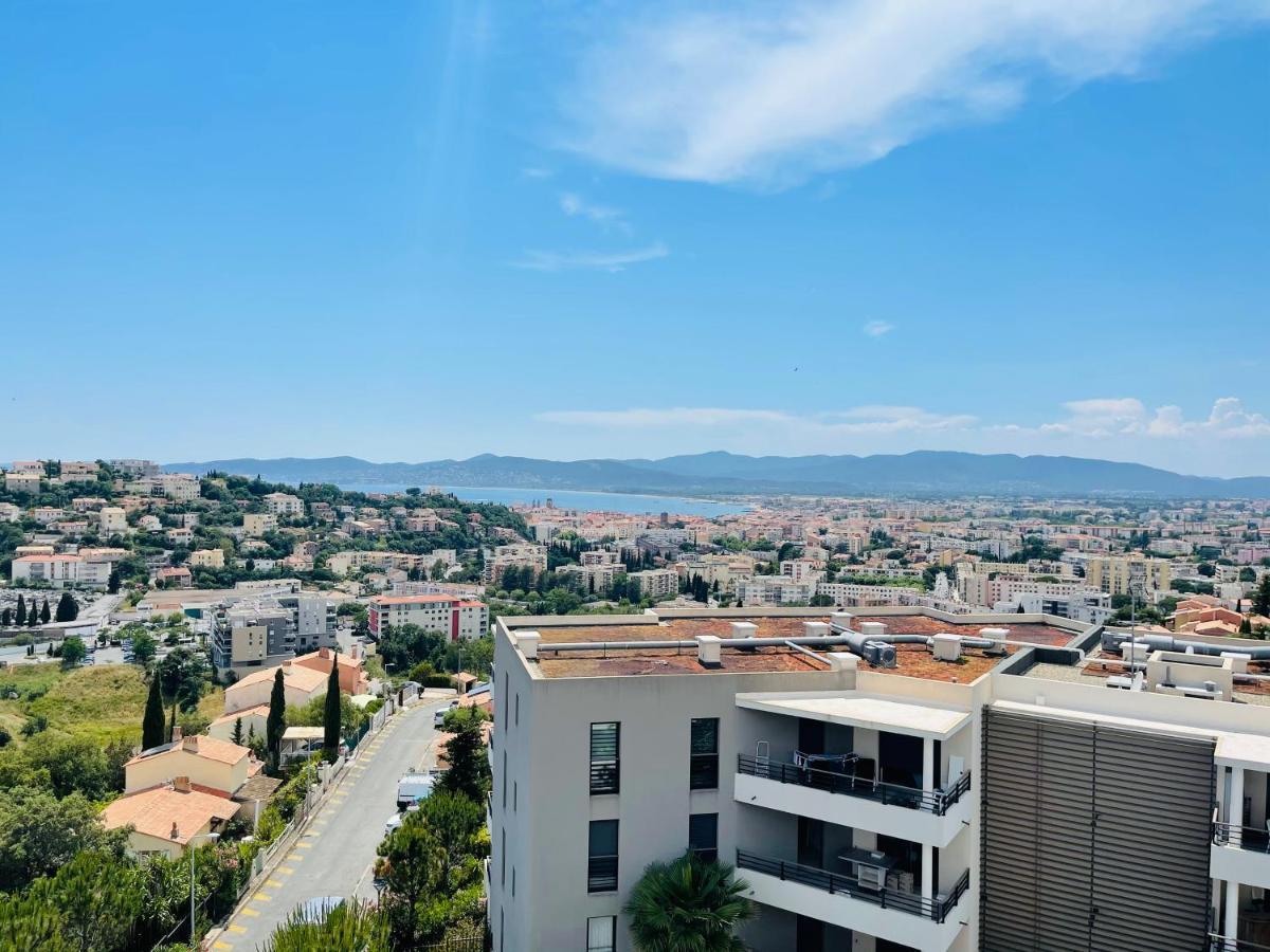 Tres Bel Appartement -Residence Avec Piscine Sur Le Toit Et Vue Panoramique Saint-Raphaël Eksteriør billede