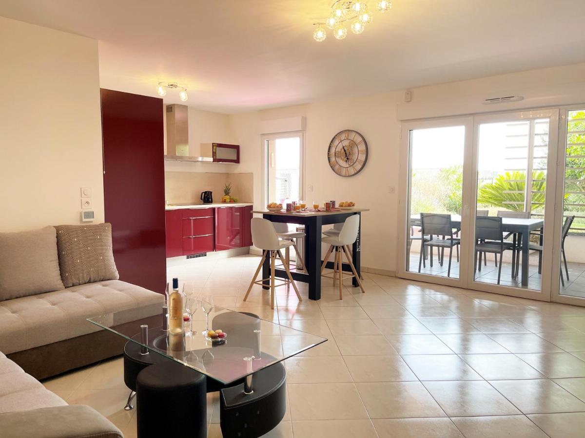 Tres Bel Appartement -Residence Avec Piscine Sur Le Toit Et Vue Panoramique Saint-Raphaël Eksteriør billede